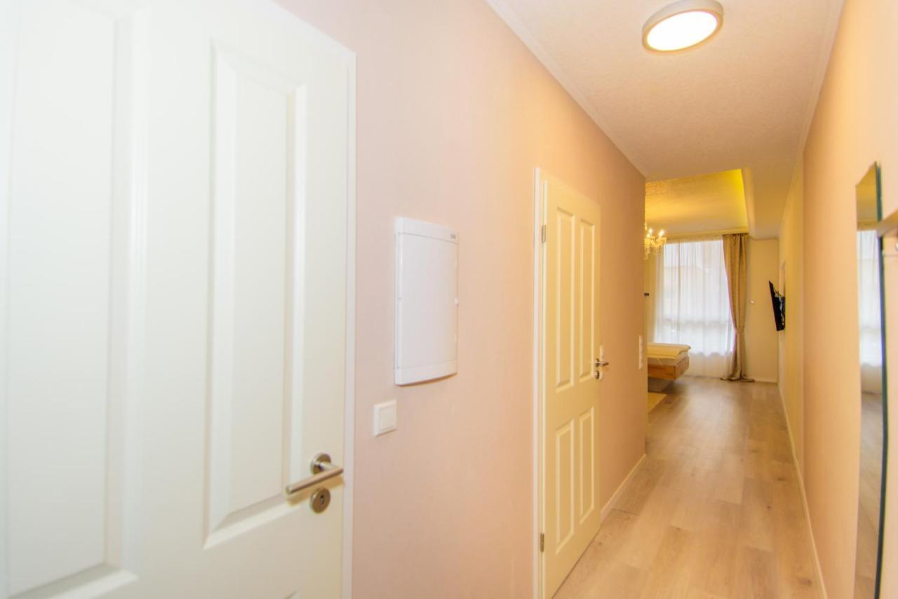 Noble Ferienwohnung In Metzingen-Zentrum Metzingen  Luaran gambar